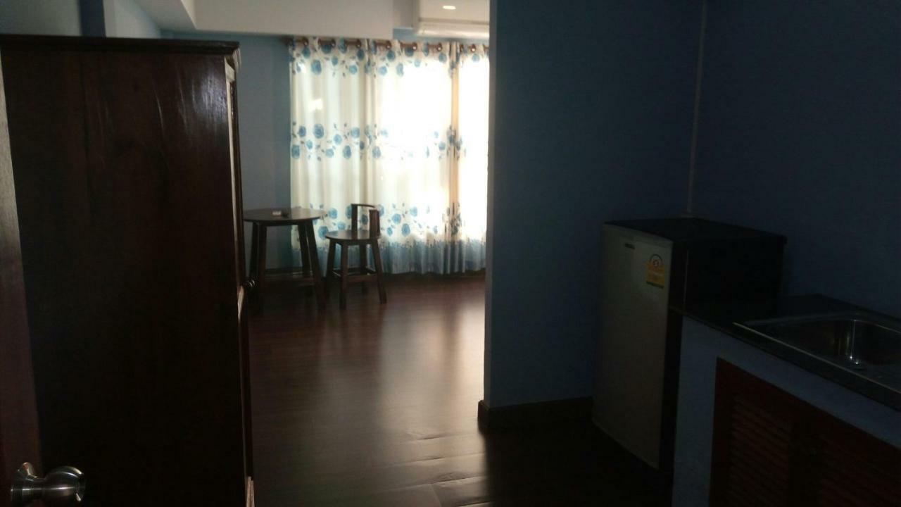 Room To Let Chiang Mai Exterior photo